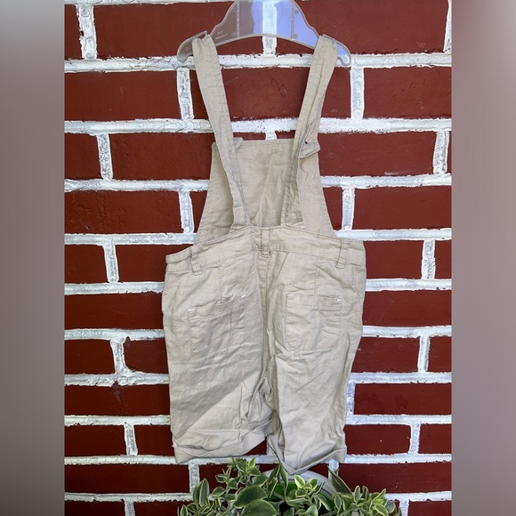 Kiabi | Linen and cotton overhalls shorts | size 24m - Picture 2 of 4